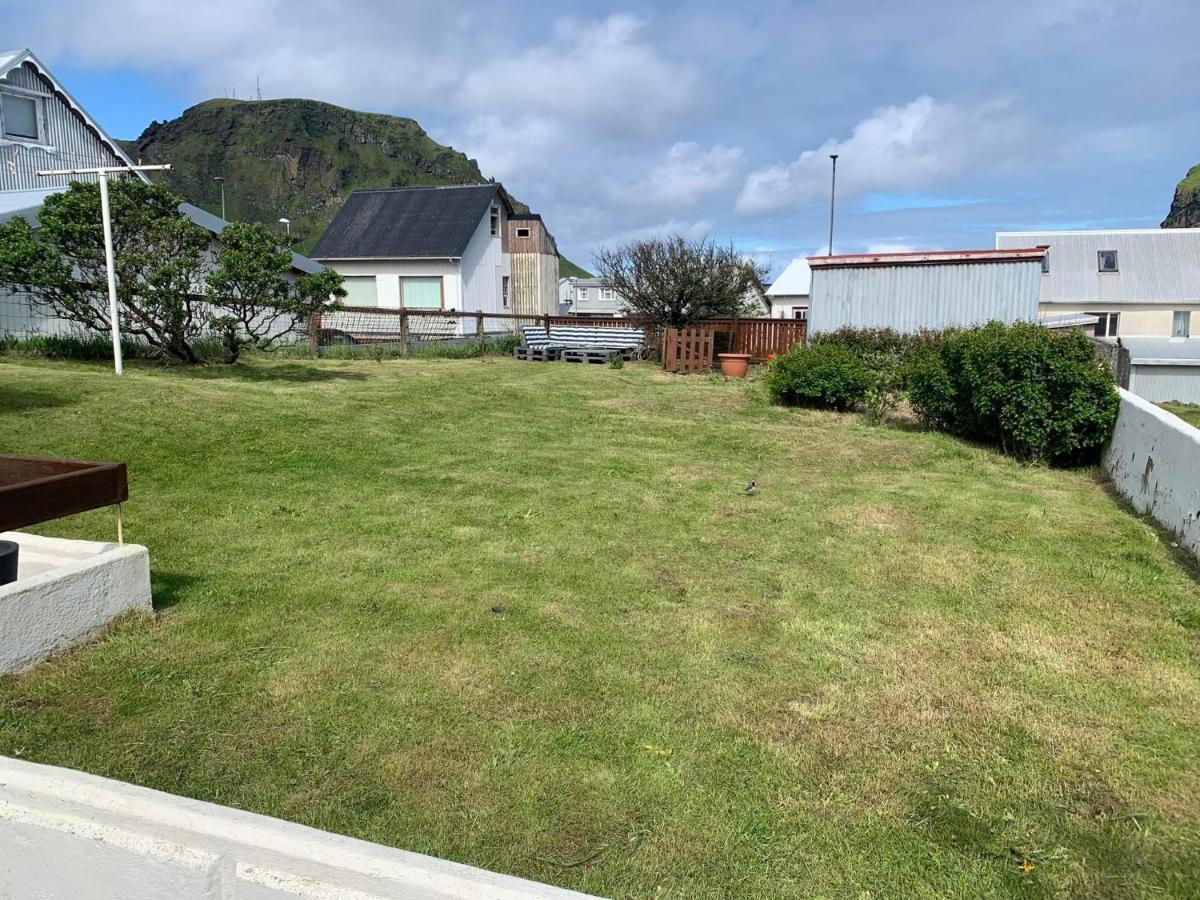 Litith Einbylishus A Besta Stath. Vestmannaeyjar Bagian luar foto